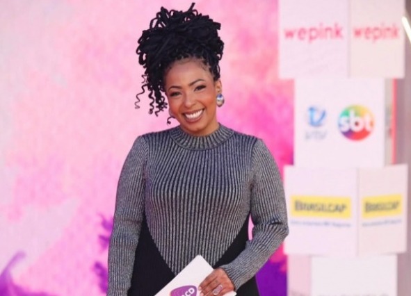 Comediante Juliana Oliveira se pronuncia após denunciar Otávio Mesquita por estupro durante gravação