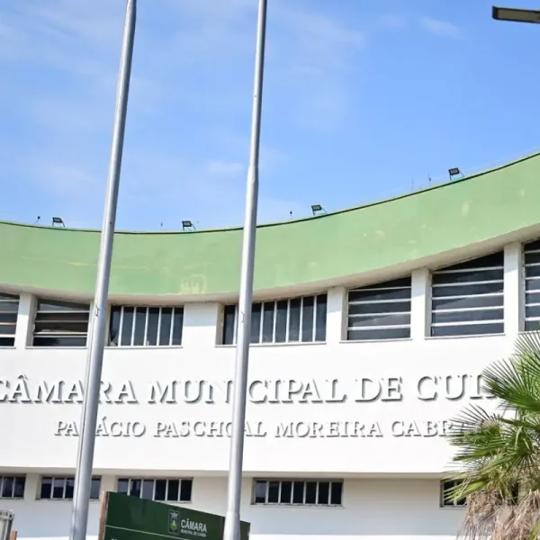 Vereadores autorizam Abilio a criar 50 cargos; impacto será R$ 5,4 milhões por ano