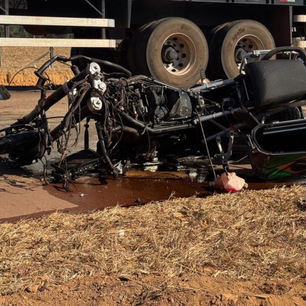 Dois morrem em grave colisão entre carretas, motos e carro na BR-163 em Sinop;