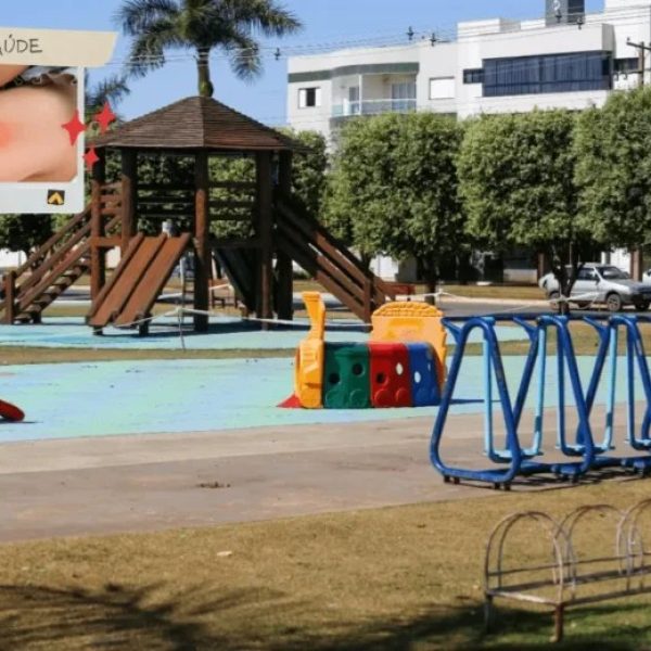 Laudo preliminar aponta ácaro de aves como causa de alergias em praças de Lucas do Rio Verde