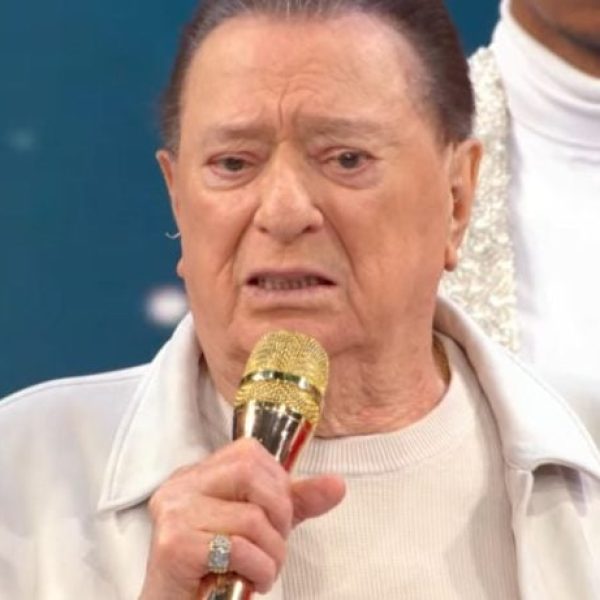 Raul Gil é internado em hospital em São Paulo