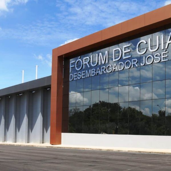 Advogado é condenado a 10 anos de cadeia por tentar matar namorada em Mato Grosso