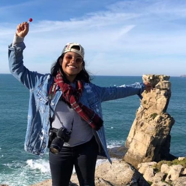 Família confirma morte de brasileira que caiu em vulcão na Indonésia